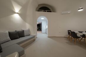 Santoterra Antigua Suites