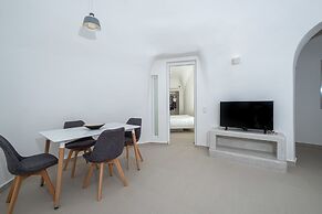 Santoterra Antigua Suites