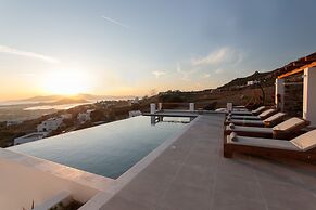 Naxos Skyline Villas