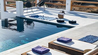 Naxos Skyline Villas