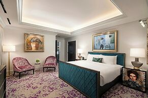 Grand Bohemian Charlotte, Autograph Collection