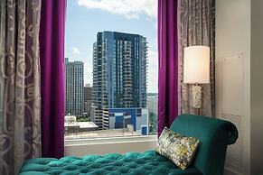 Grand Bohemian Charlotte, Autograph Collection