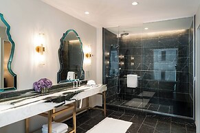 Grand Bohemian Charlotte, Autograph Collection