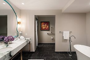 Grand Bohemian Charlotte, Autograph Collection