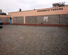 Summit Guest House & Grill