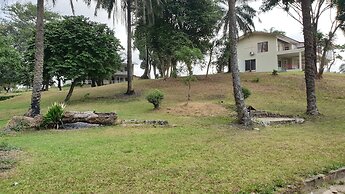 Riverside Resort Villas