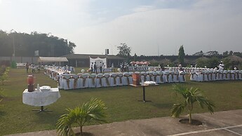 Riverside Resort Villas