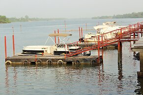 Riverside Resort Villas