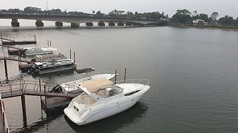 Riverside Resort Villas