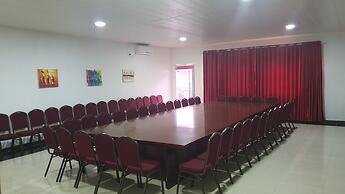 Riverside Resort Villas