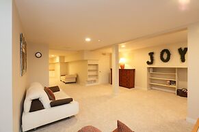 Upscale 3BR Topnotch Overlook