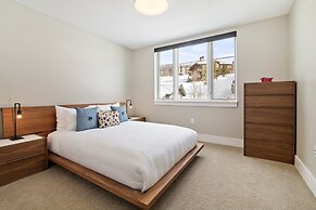 4BR Sterling Spruce Peak