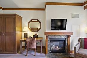 1325 Studio @ The Lodge at Spruce Peak