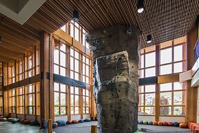 1325 Studio @ The Lodge at Spruce Peak