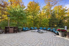 1325 Studio @ The Lodge at Spruce Peak
