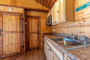 Elite Cabins and RV Park