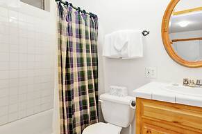 Forest Treehouse # 1473