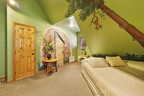 Four Happy Bears Estate #1277