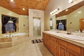 Four Happy Bears Estate #1277