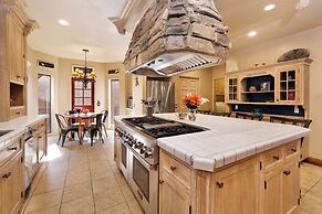 Four Happy Bears Estate #1277