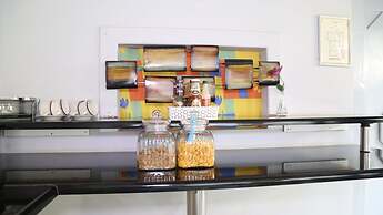 Roba Monakedi Guest Lodge