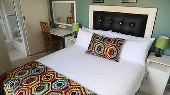 Roba Monakedi Guest Lodge