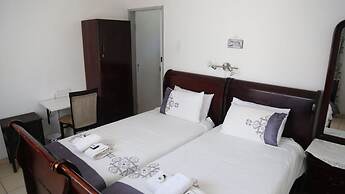 Roba Monakedi Guest Lodge