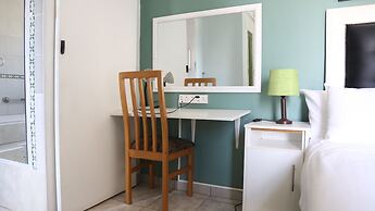 Roba Monakedi Guest Lodge