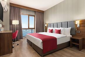 Ramada by Wyndham Van