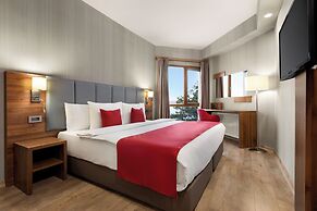 Ramada by Wyndham Van