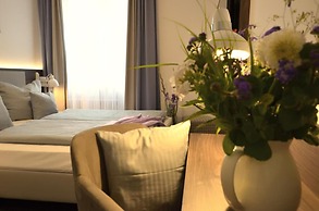 Lizz Hotel Munich