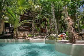 Hotel Buenavista Bacalar Jungle Experience
