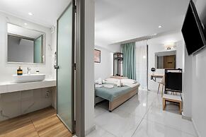 Marvel Deluxe Rooms
