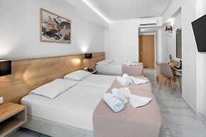 Marvel Deluxe Rooms