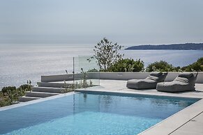 Oikos Boutique Residences