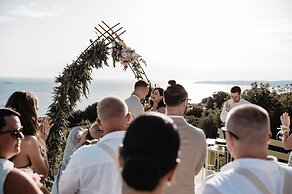 Oikos Boutique Residences