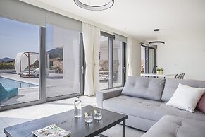 Oikos Boutique Residences