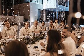 Oikos Boutique Residences