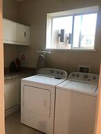 Comfortable 4 BDR House near Disney in Orlando