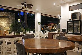 1888 Beach Resort