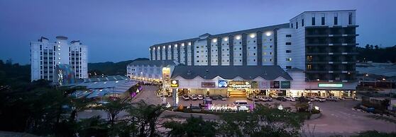 Cameron Nova Highlands Resort