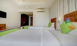 Treebo Trend Cilantro By The Sea