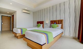 Treebo Trend Cilantro By The Sea