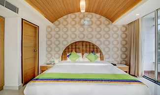 Treebo Trend Cilantro By The Sea