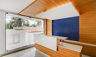 Treebo Trend Cilantro By The Sea