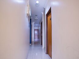 Super OYO 44097 Avatarr Hotel