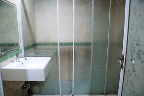 Hotel Istana Permata Dinoyo