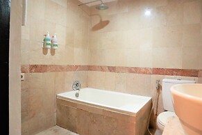 Hotel Istana Permata Dinoyo