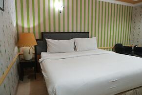 Hotel Istana Permata Dinoyo