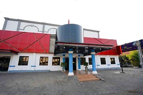 Hotel Istana Permata Dinoyo